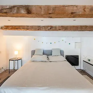 Appartement Loft Tout Equipe Au Coeur A Cote Du Vieux Port, Marseille